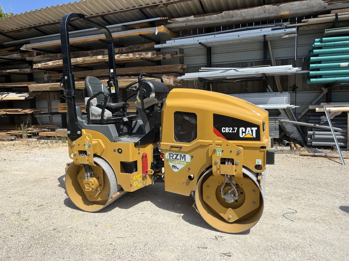Compacteur CAT CB 2,7